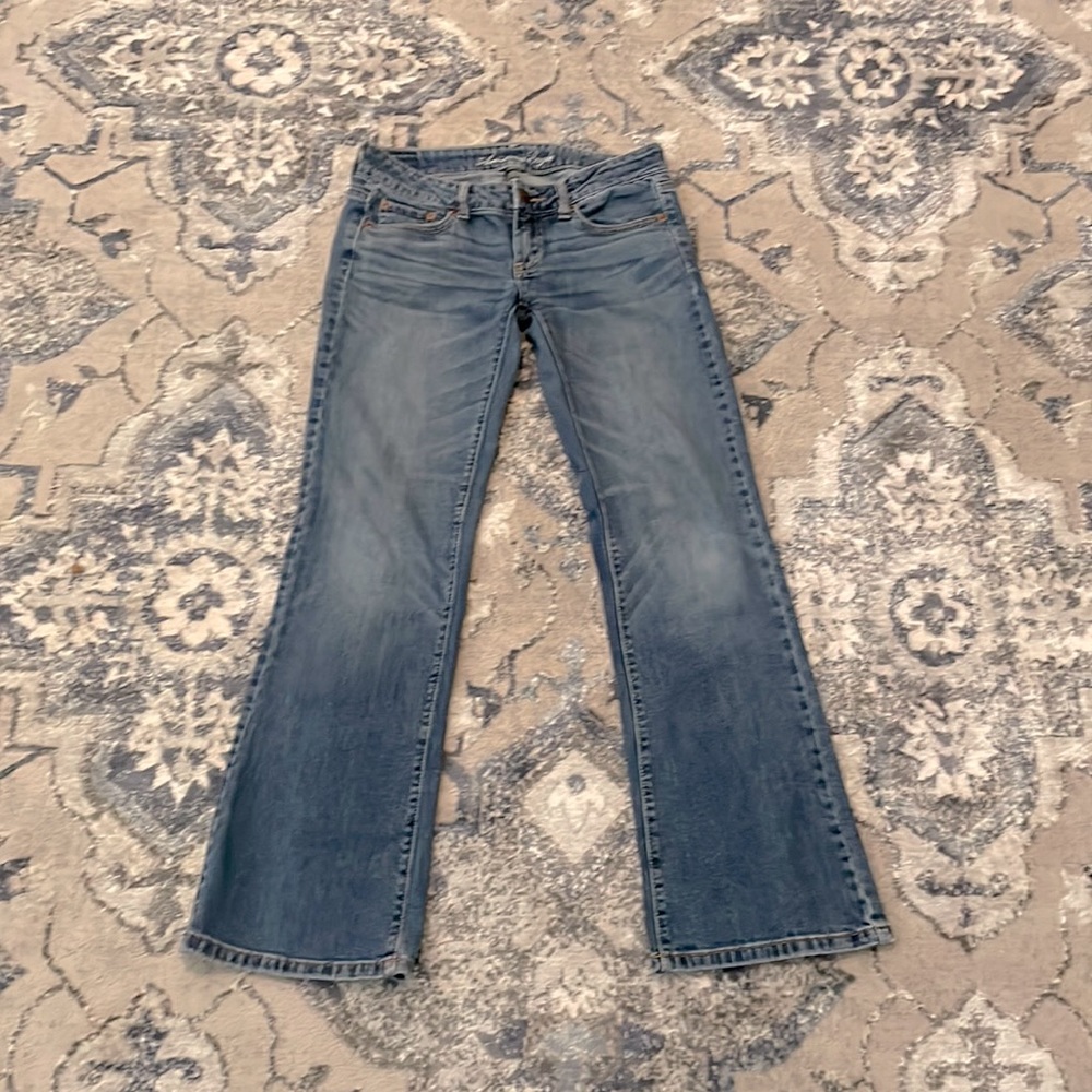 American Eagle favorite boyfriend stretch jeans size 4 regular